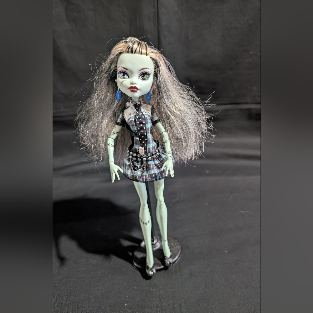 Monster High Doll Frankie Stein Signature G1 GOLD ELASTICS First Wave